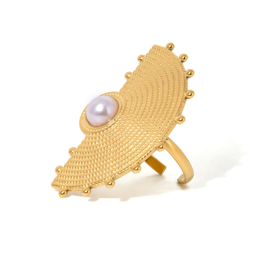 Elina Big statement ring