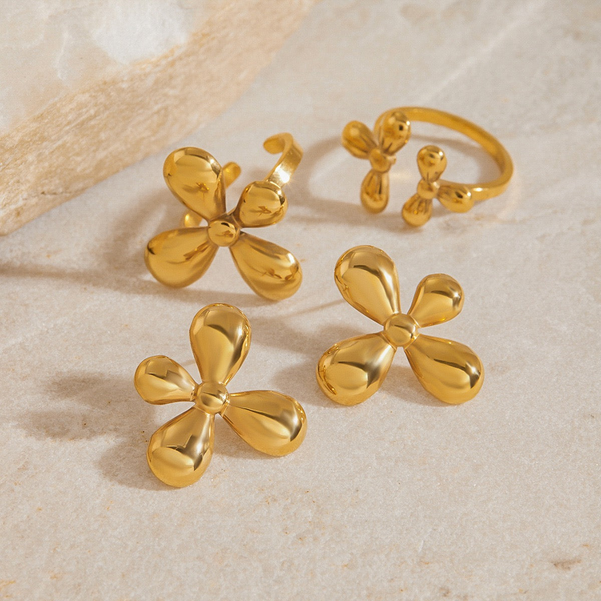 Clover flower set