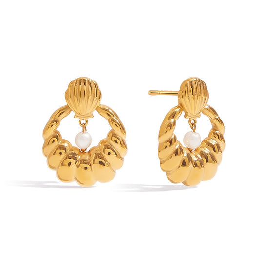 Pearly shell earrings