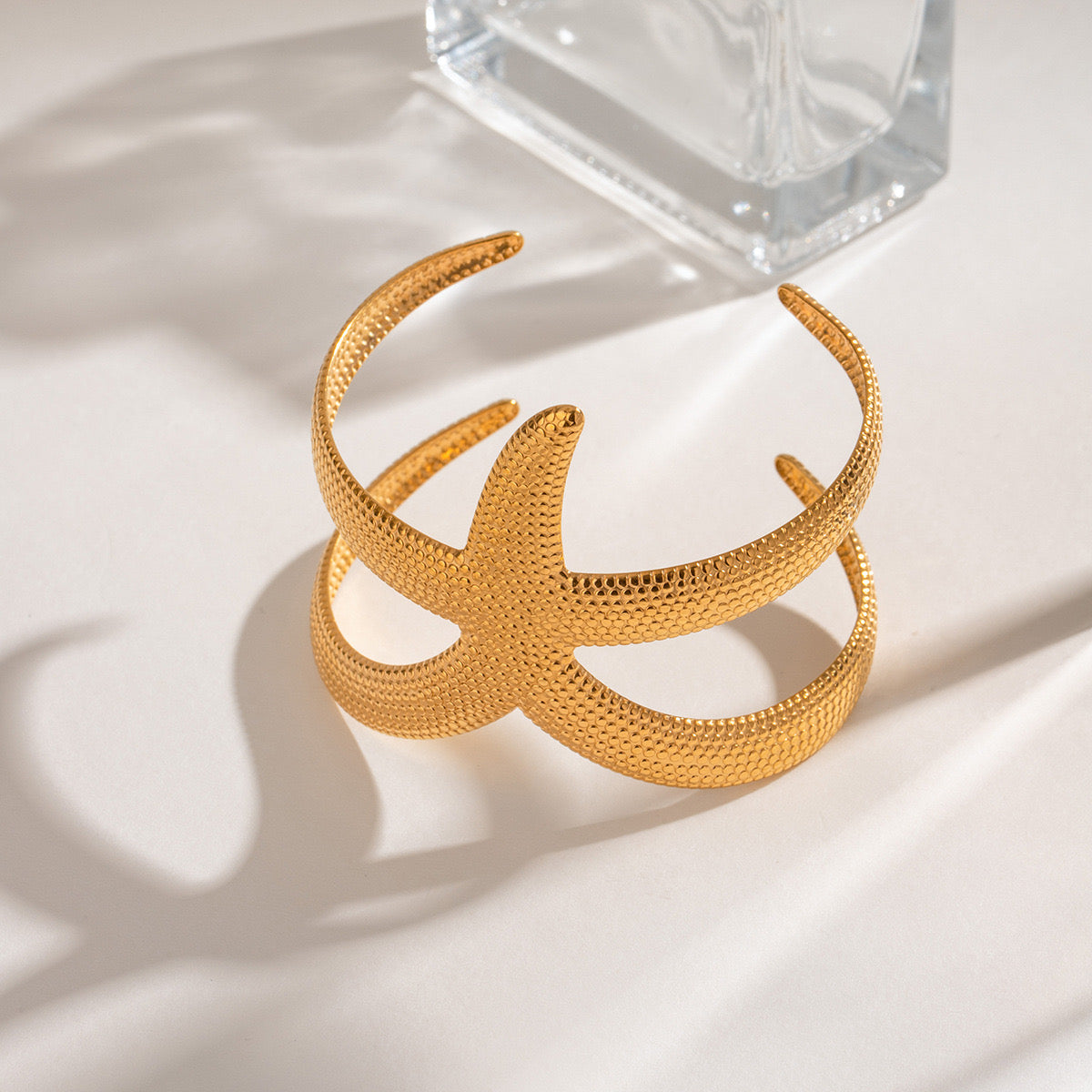 Big starfish bangle