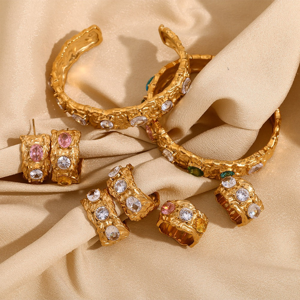 Angela Big stones collection
