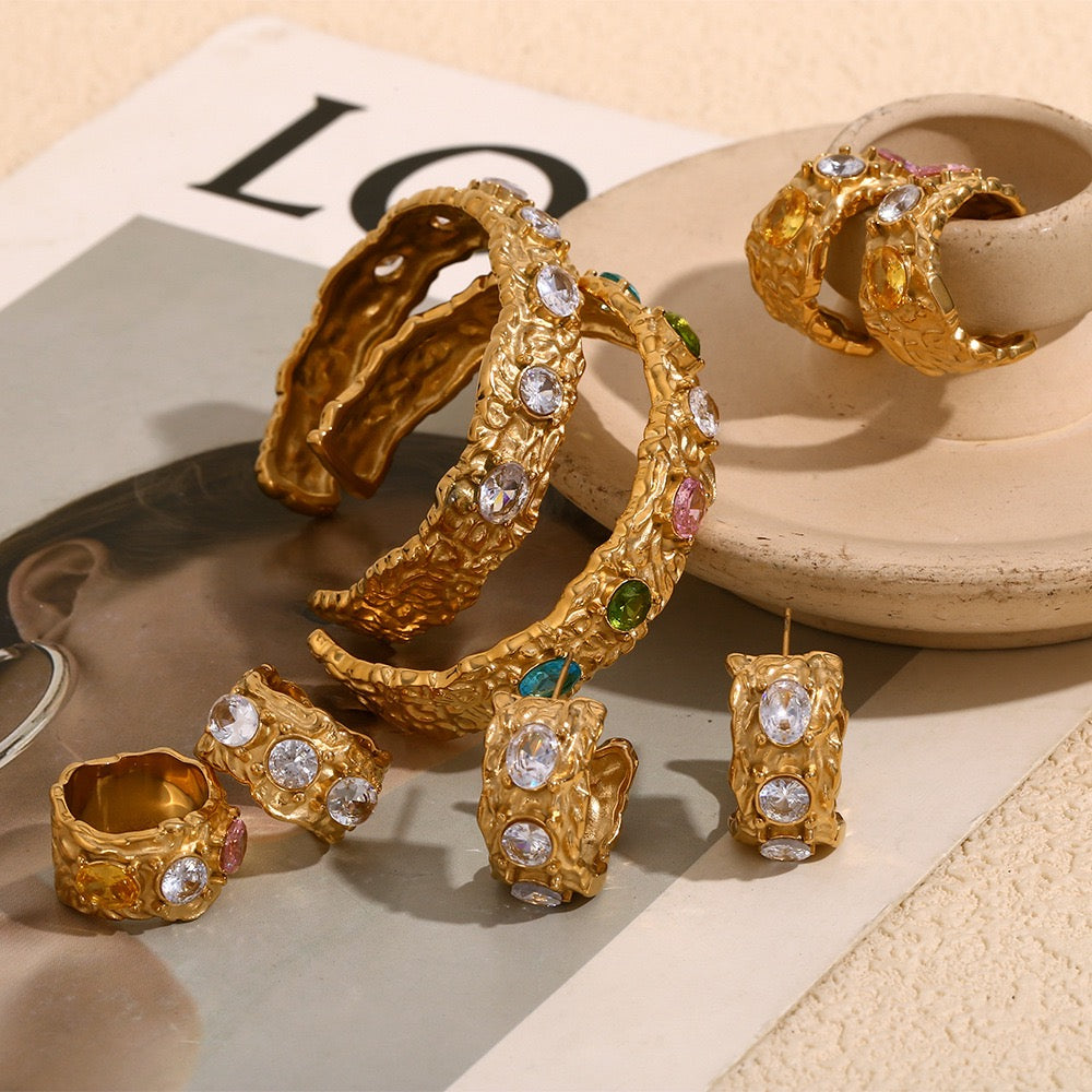 Angela Big stones collection