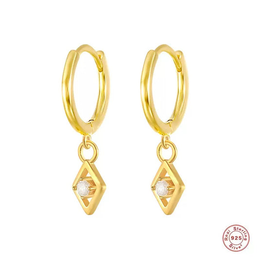 Dainty clubs hoops