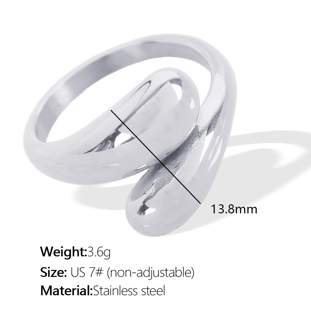 Zozo Twisty rings