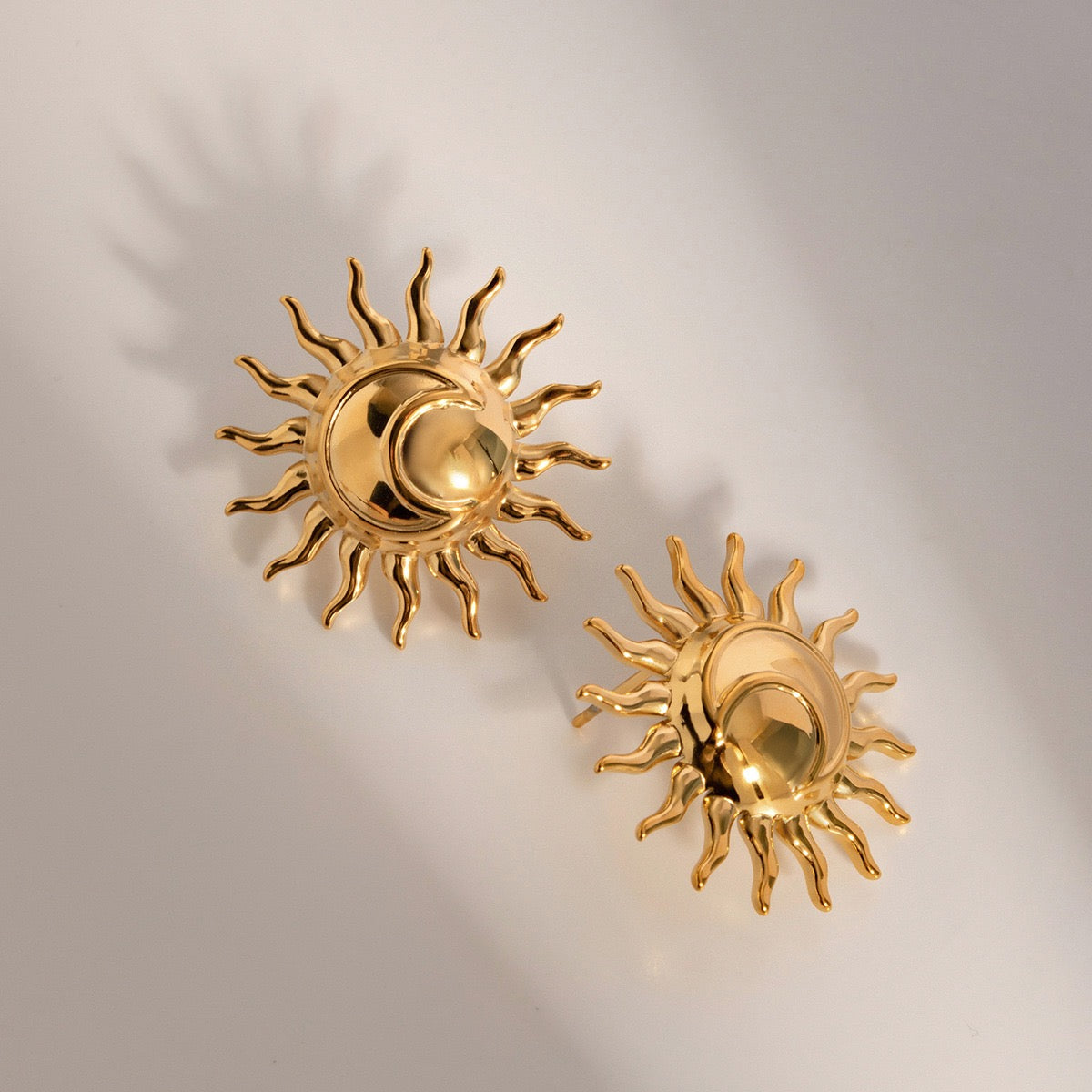 Sun earrings collection