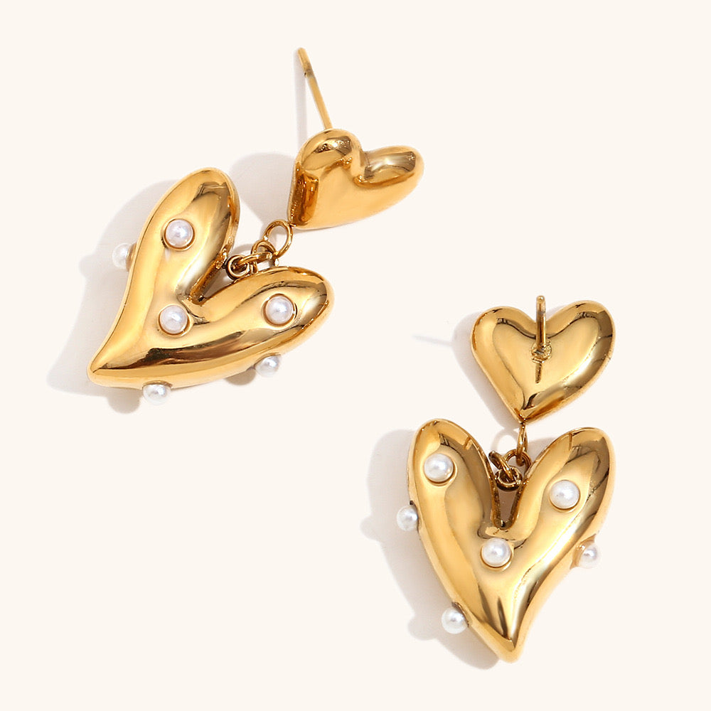 Adorable hearty earrings