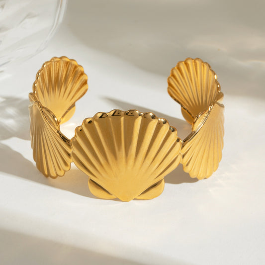 Bondi seashell bangle