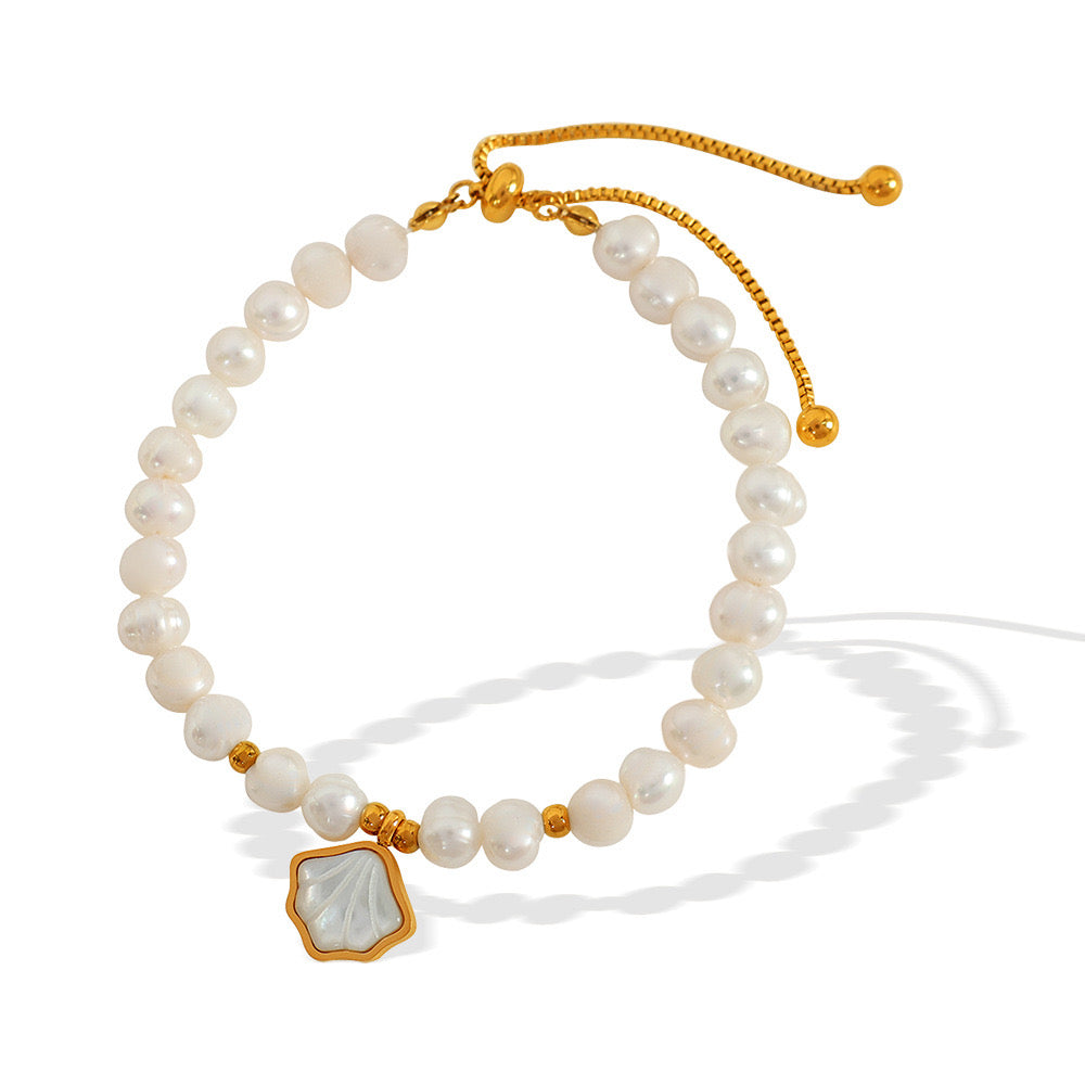 Freshwater pearls shell bracelet