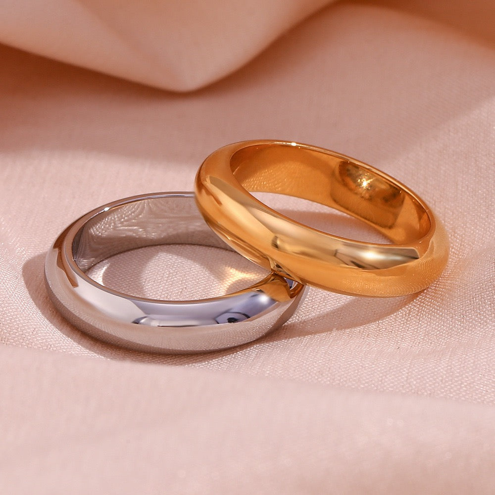 Ammie Classic band rings