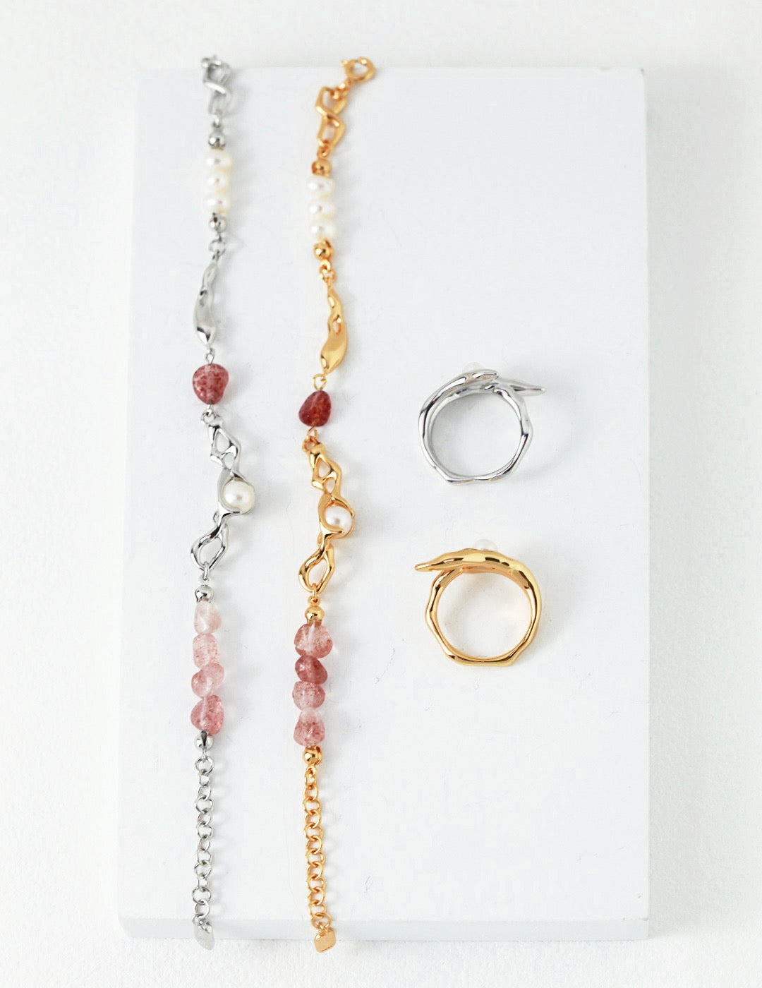 Timberland Strawberry quartz pearl bracelet