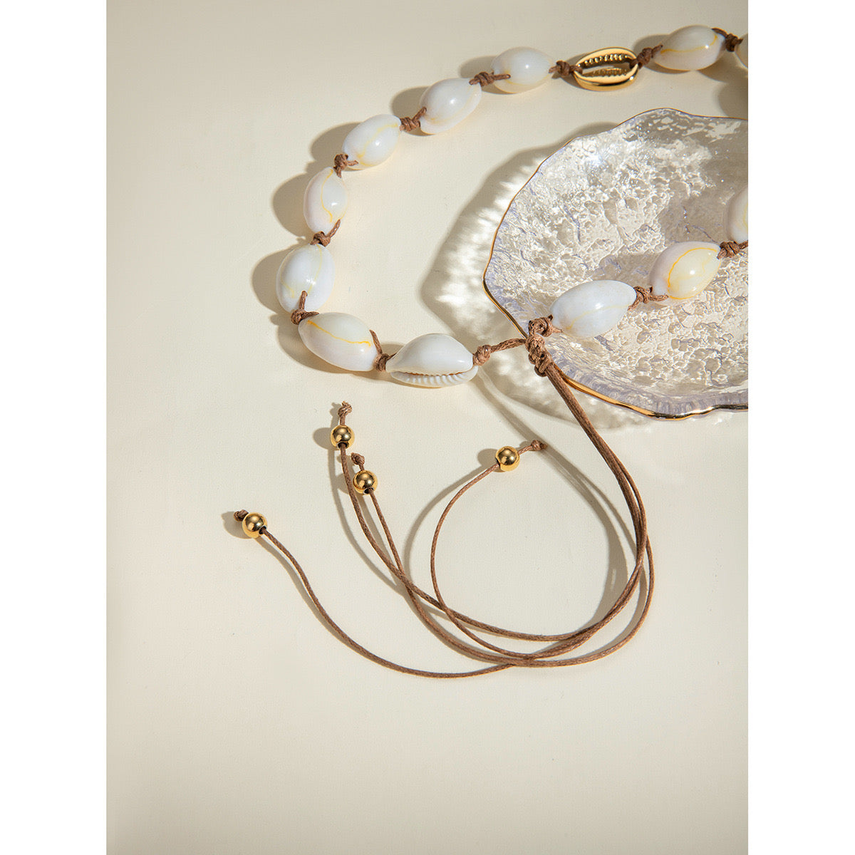 Natural sea shell necklace