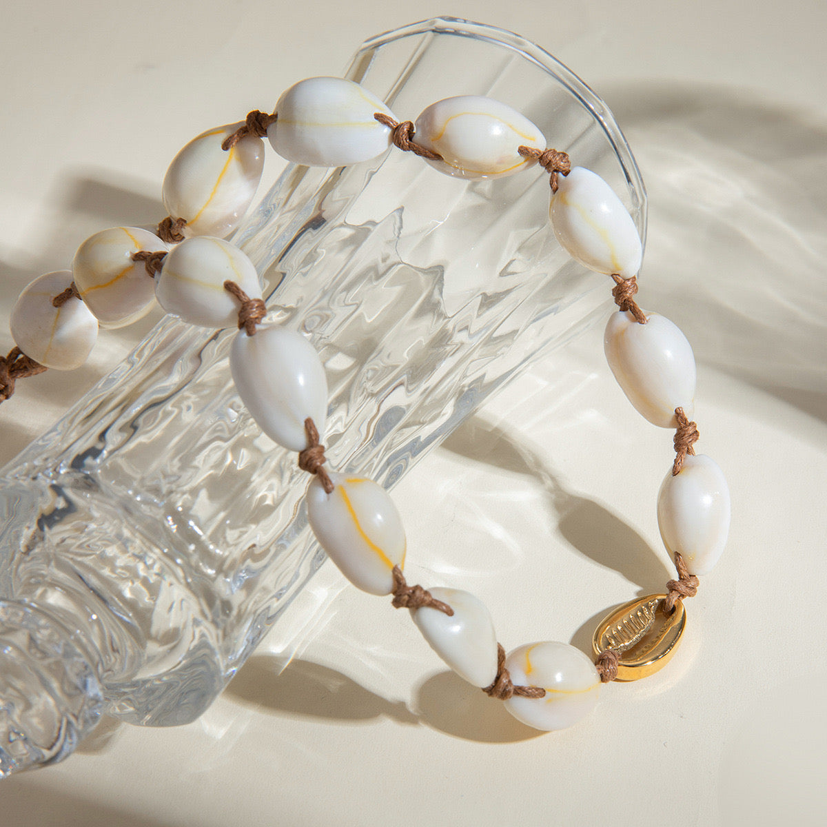 Natural sea shell necklace