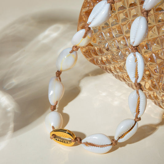 Natural sea shell necklace