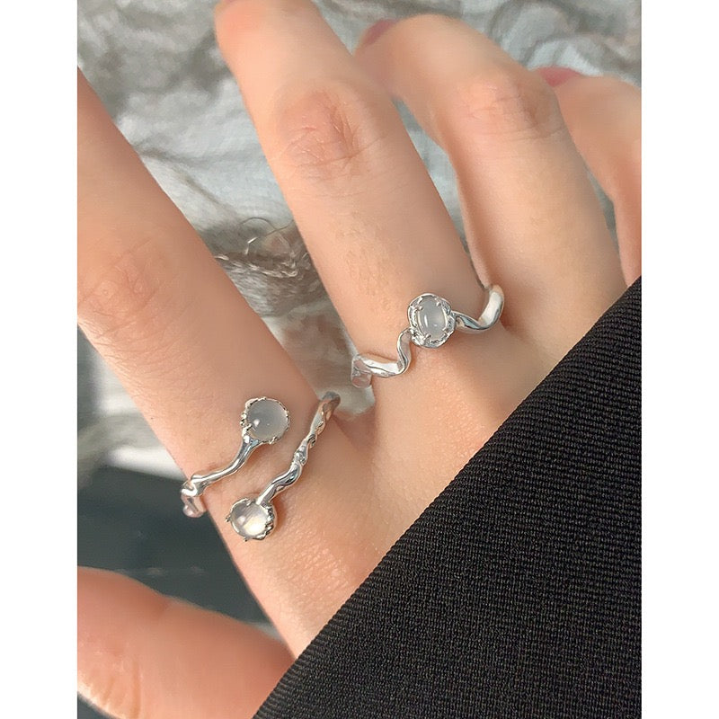 Twin star rings