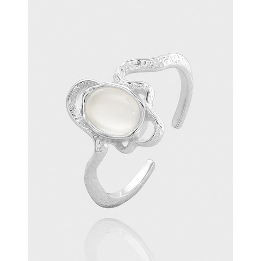 Clear stone silver ring