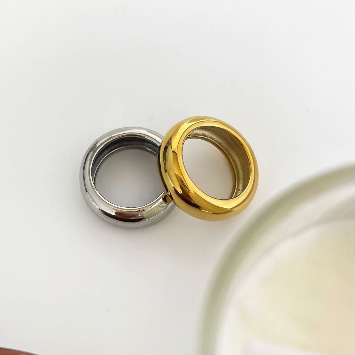 Big band rings