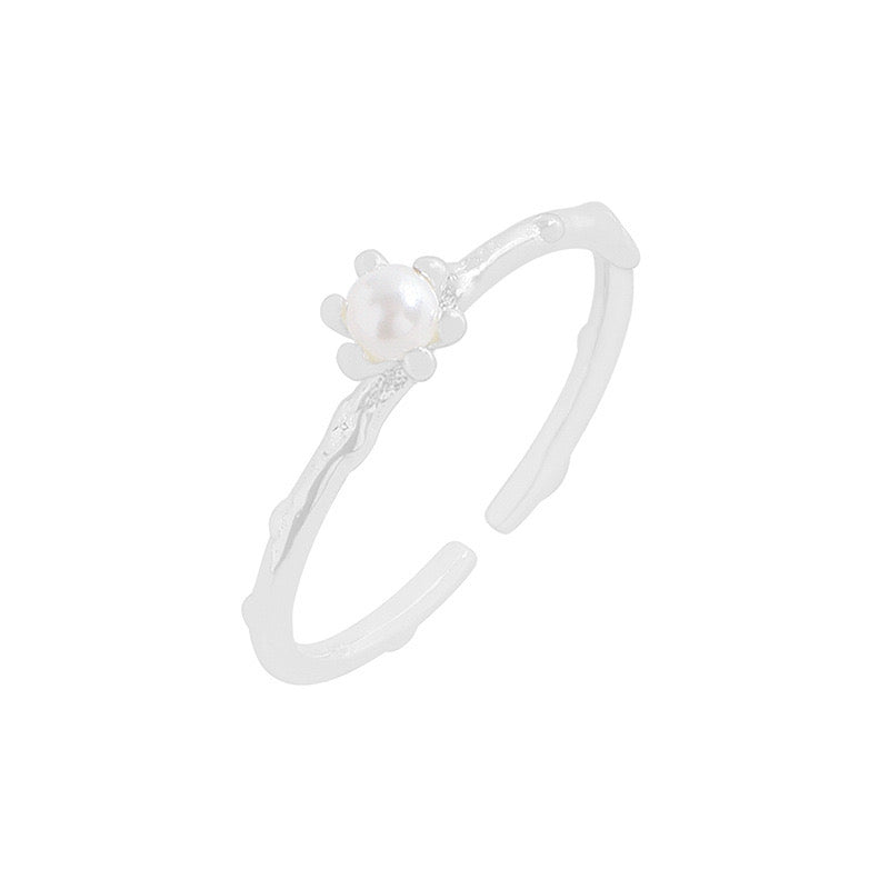 Mini flower sterling silver ring