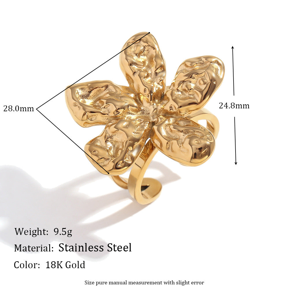 Flower statement ring