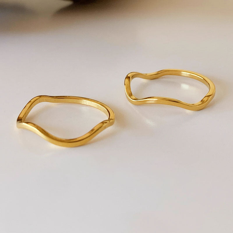 Mini wave rings