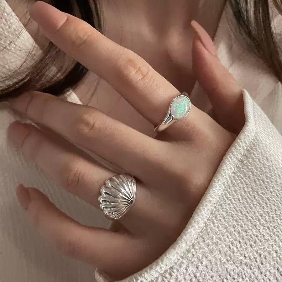 Sterling silver shell ring
