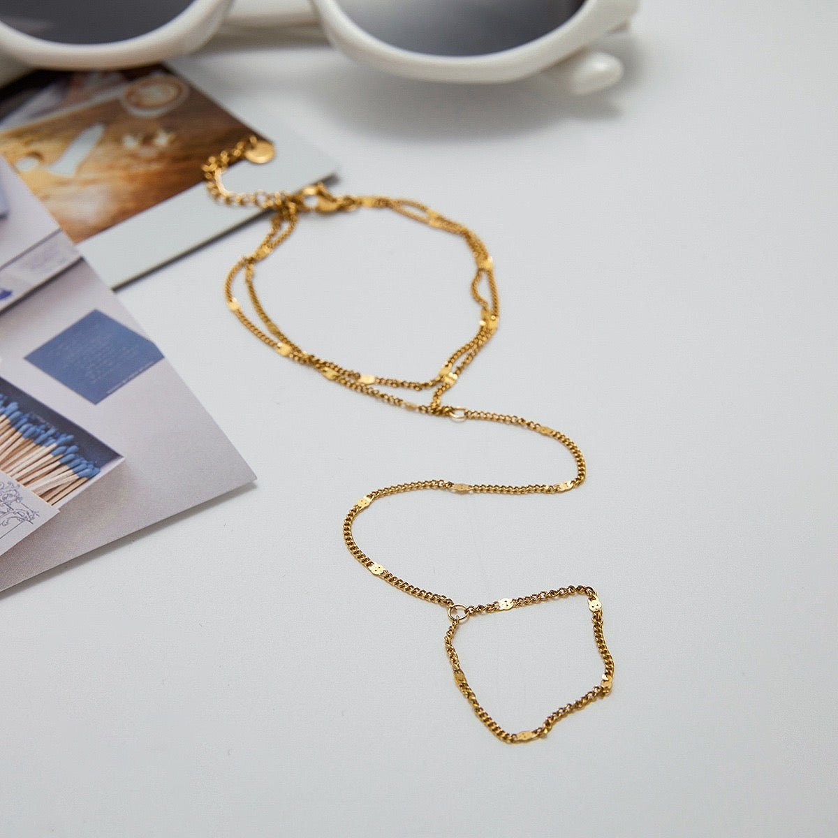 Classic hand chains