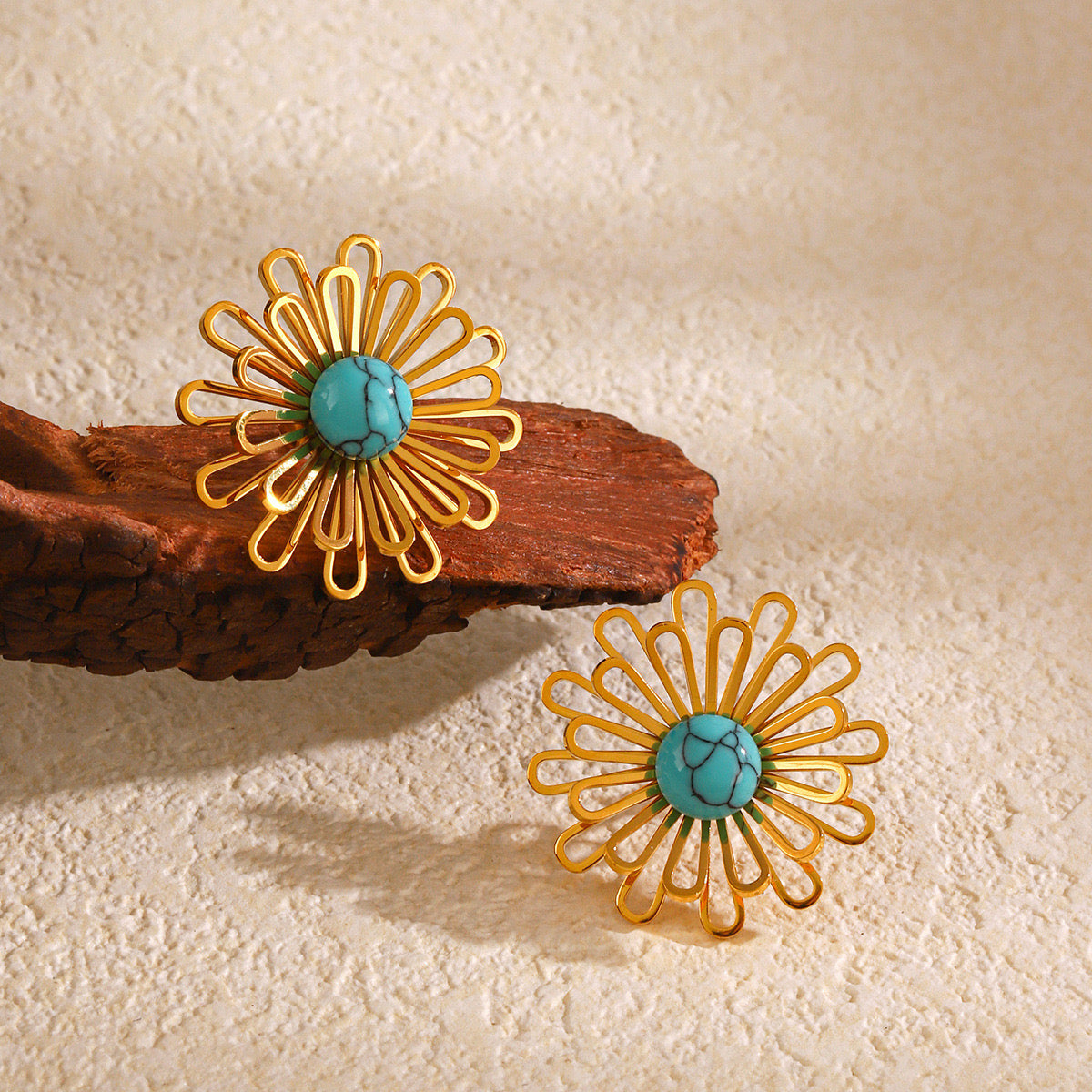 Blue turquoise daisy collection