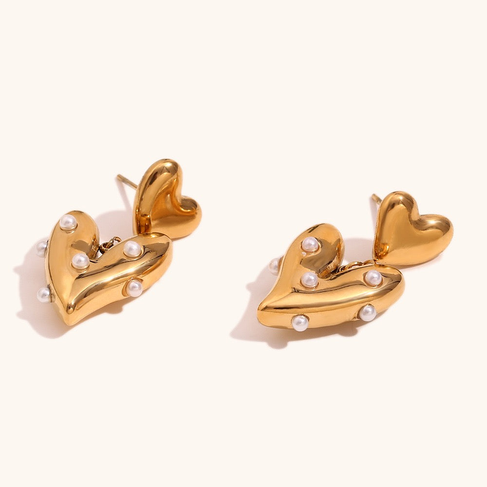 Kokomo Pearly heart earrings