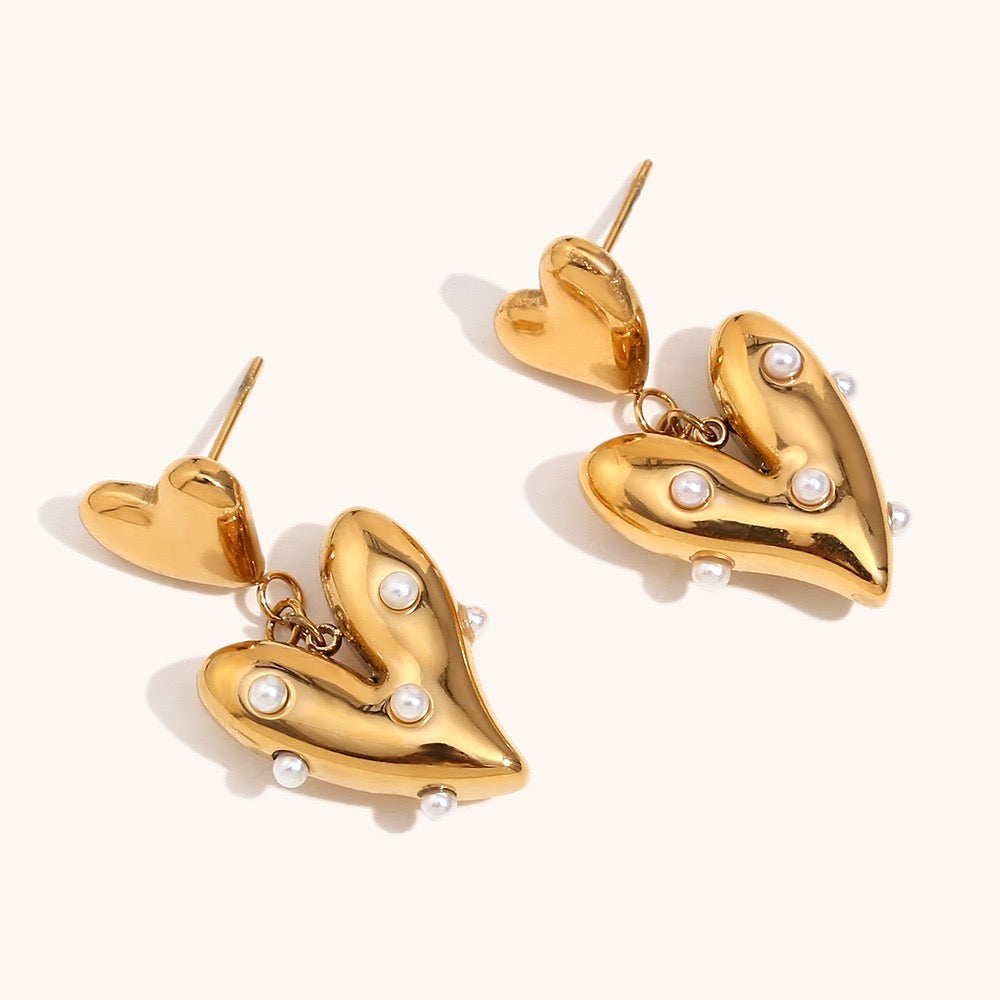 Kokomo Pearly heart earrings