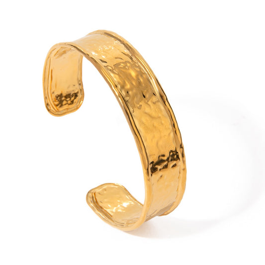 Classic bangle
