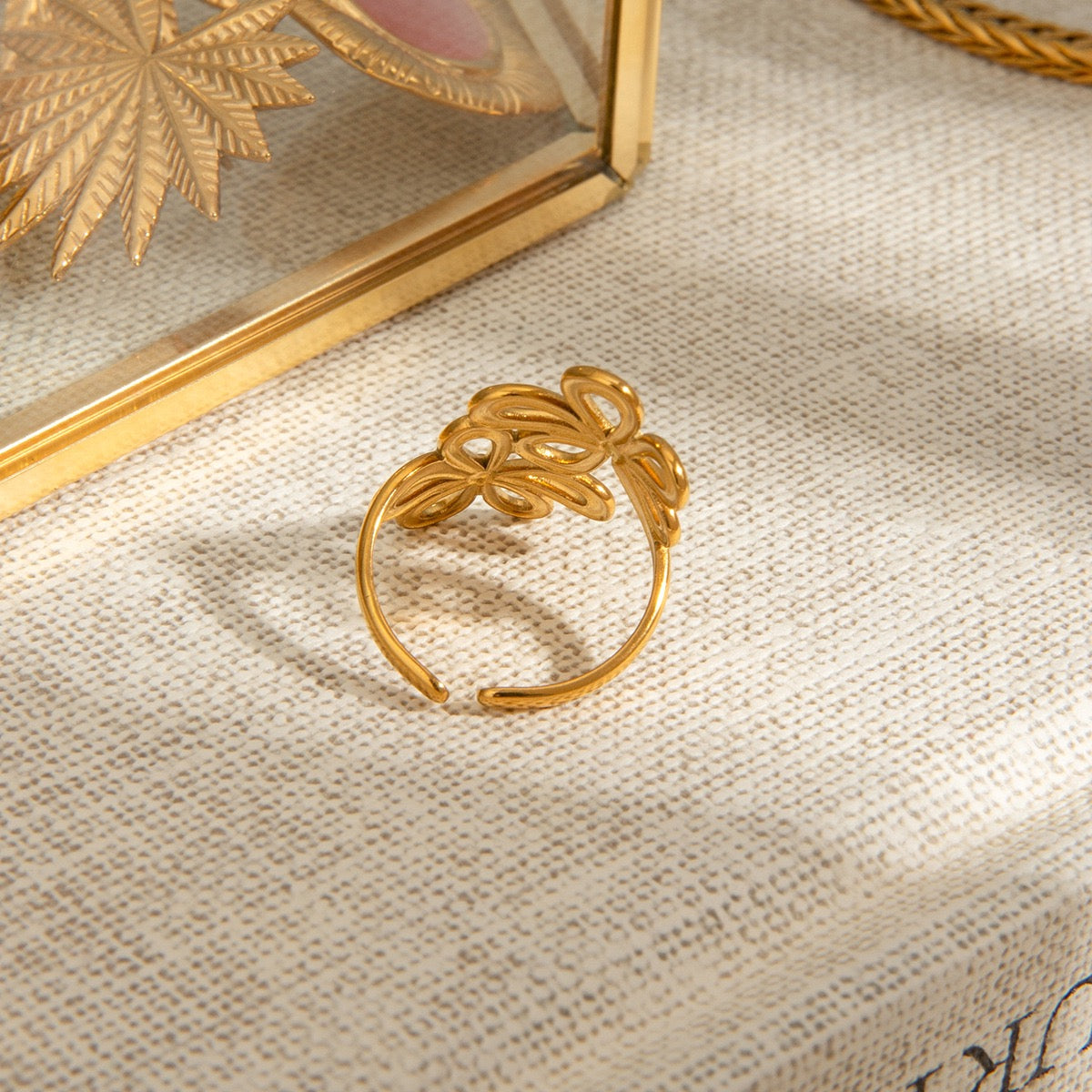 Twin flower ring