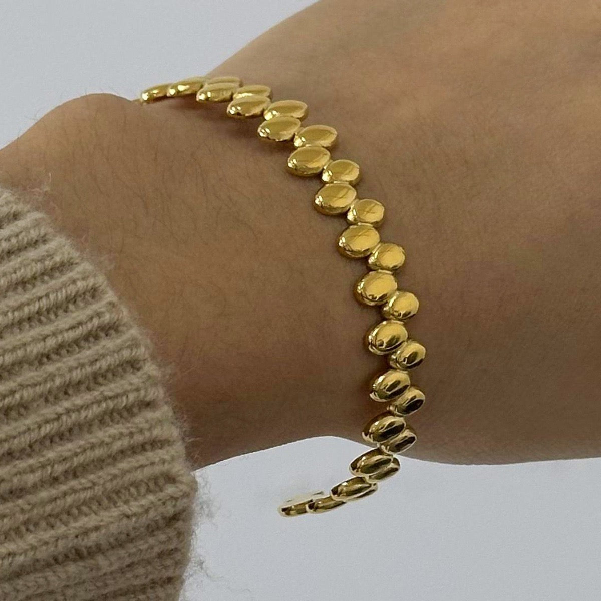 Beady open bangle