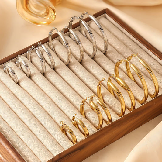 Classic round tube hoop earrings