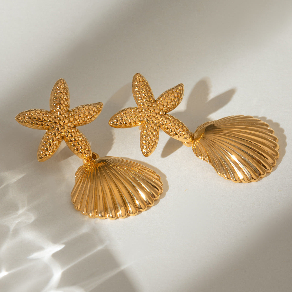 Bondi star shell earrings