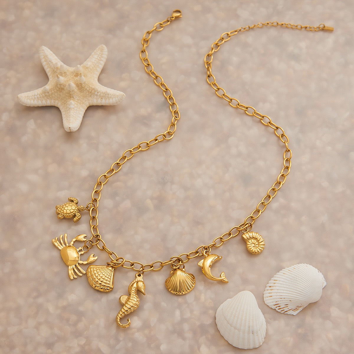 Seahorse charm necklace
