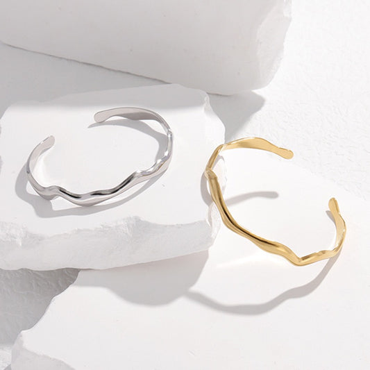 Wave bangles