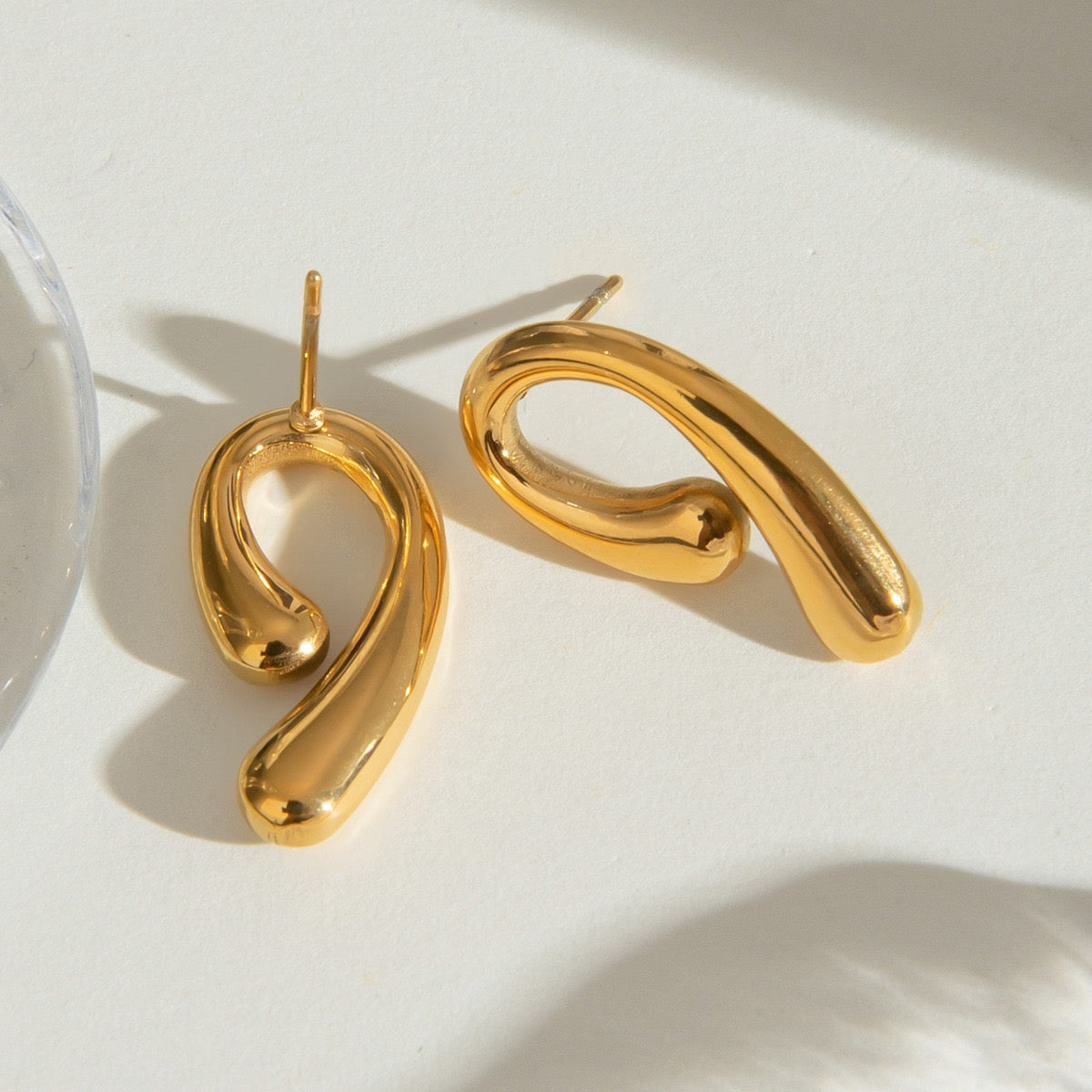 Water drop earrings