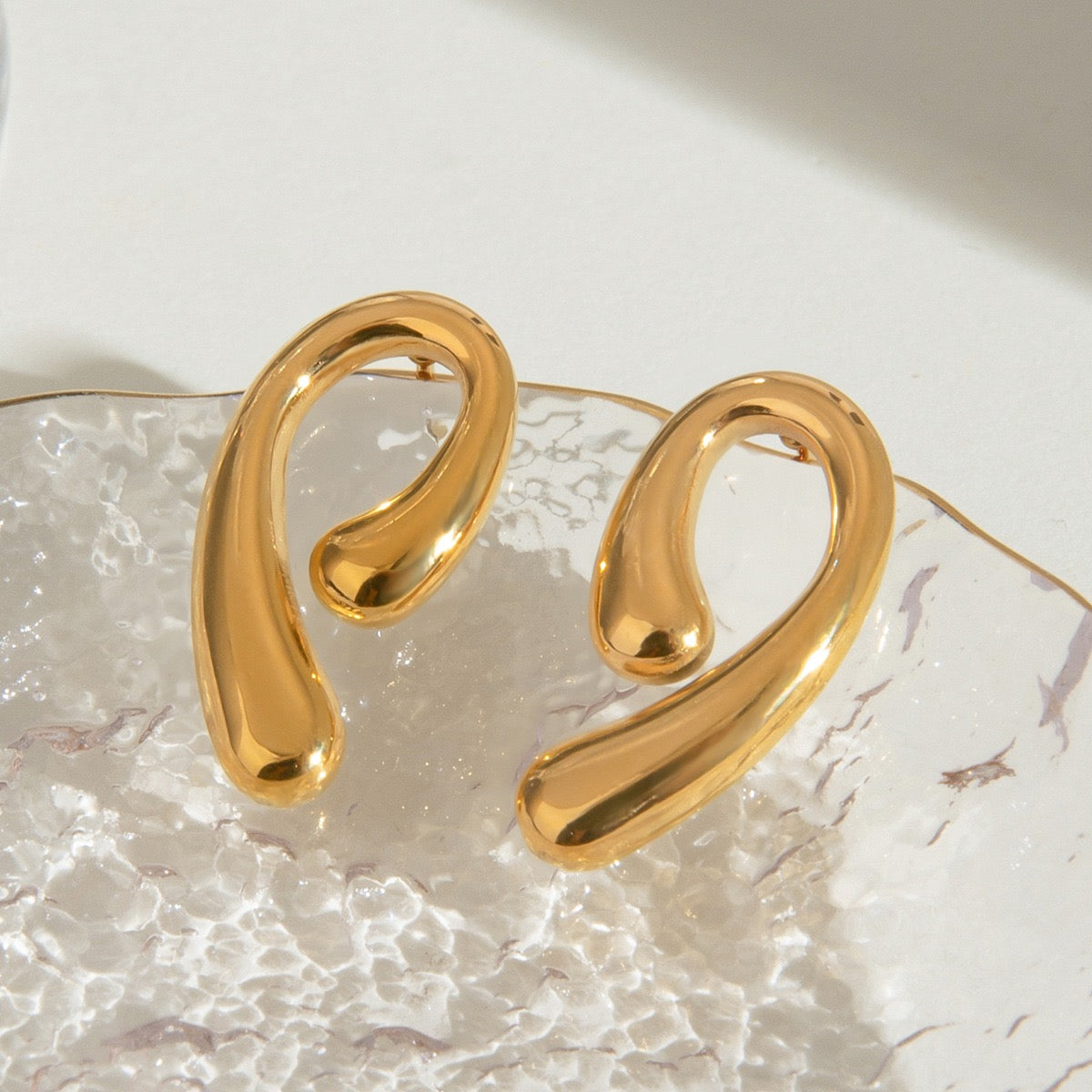 Water drop earrings