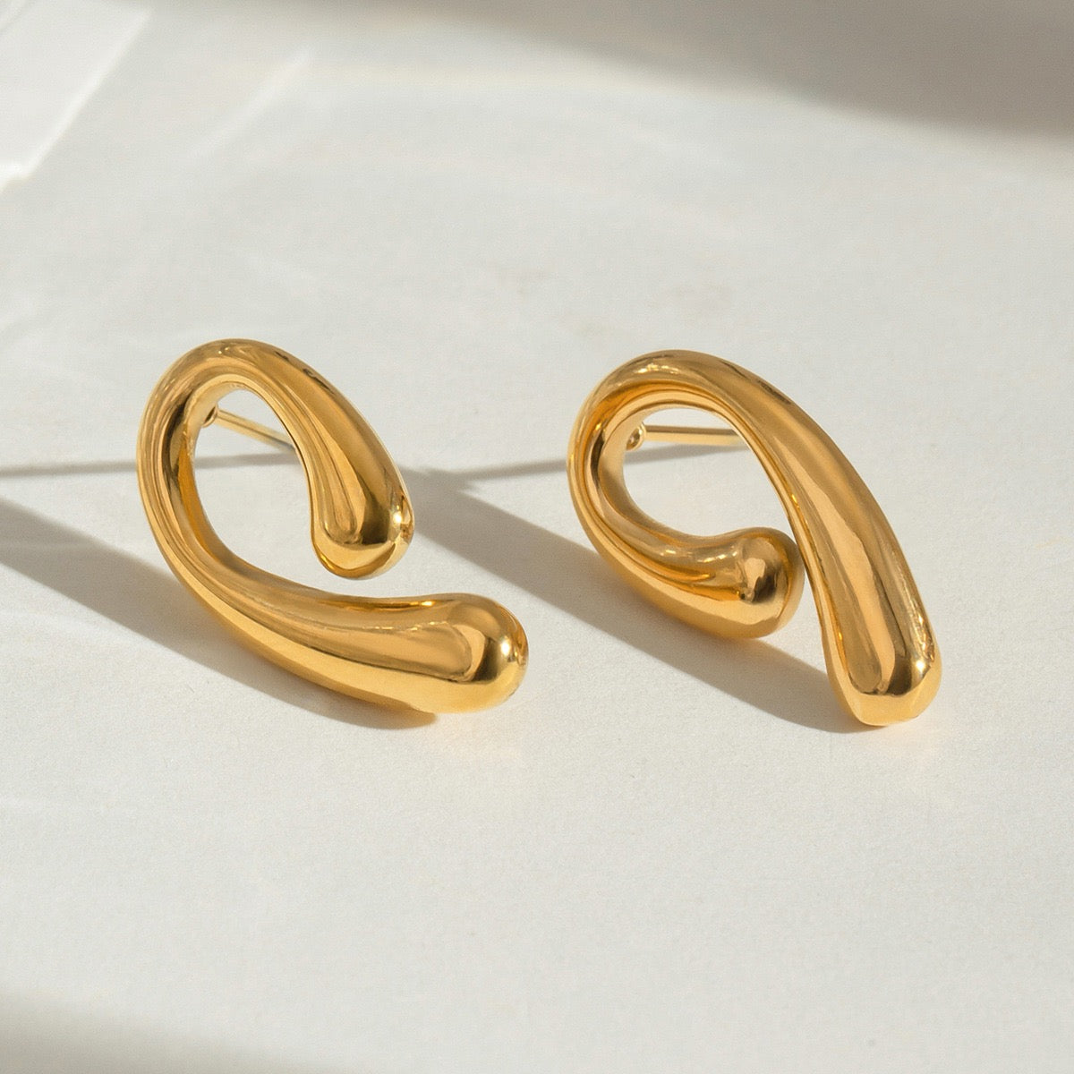 Water drop earrings