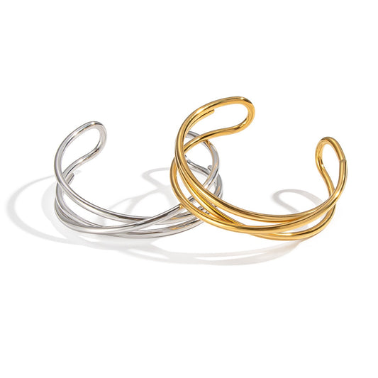 Open lines bangle