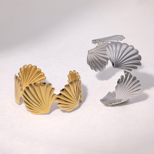 Open shell bangles
