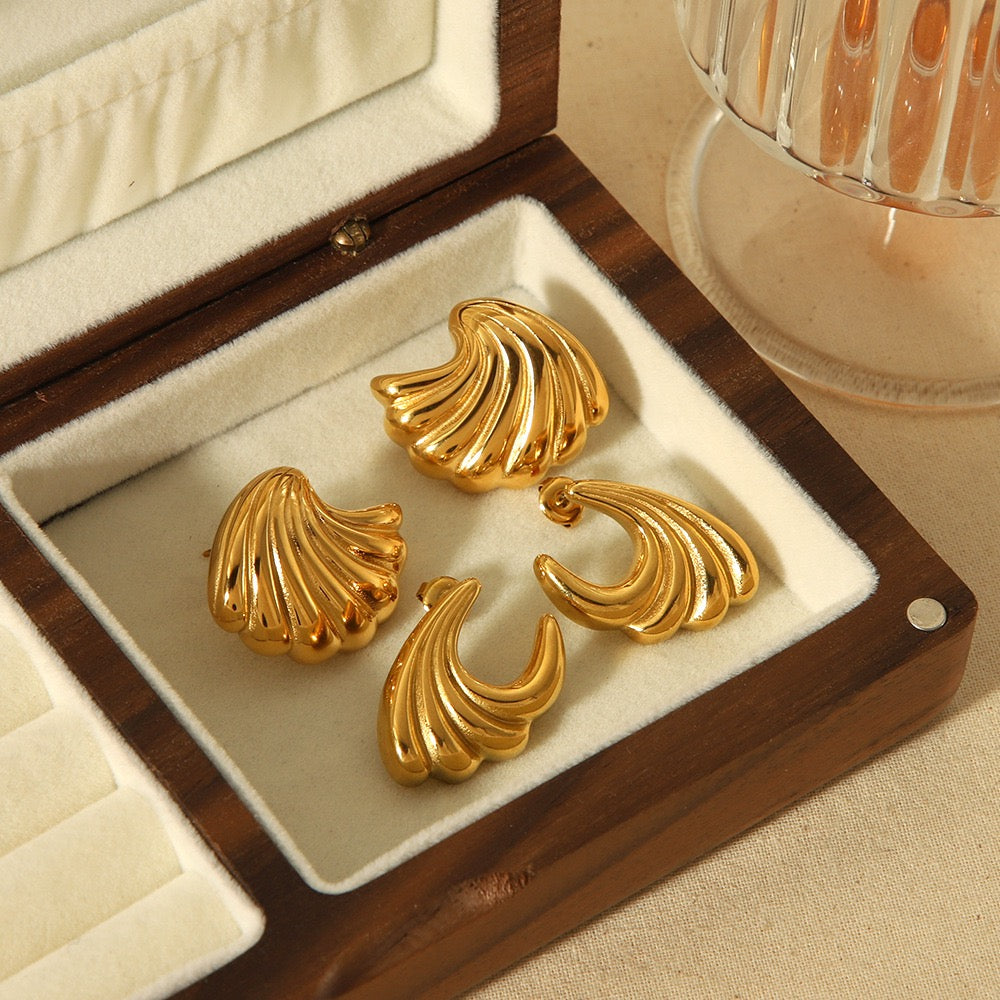 Bondi Eva wave earrings