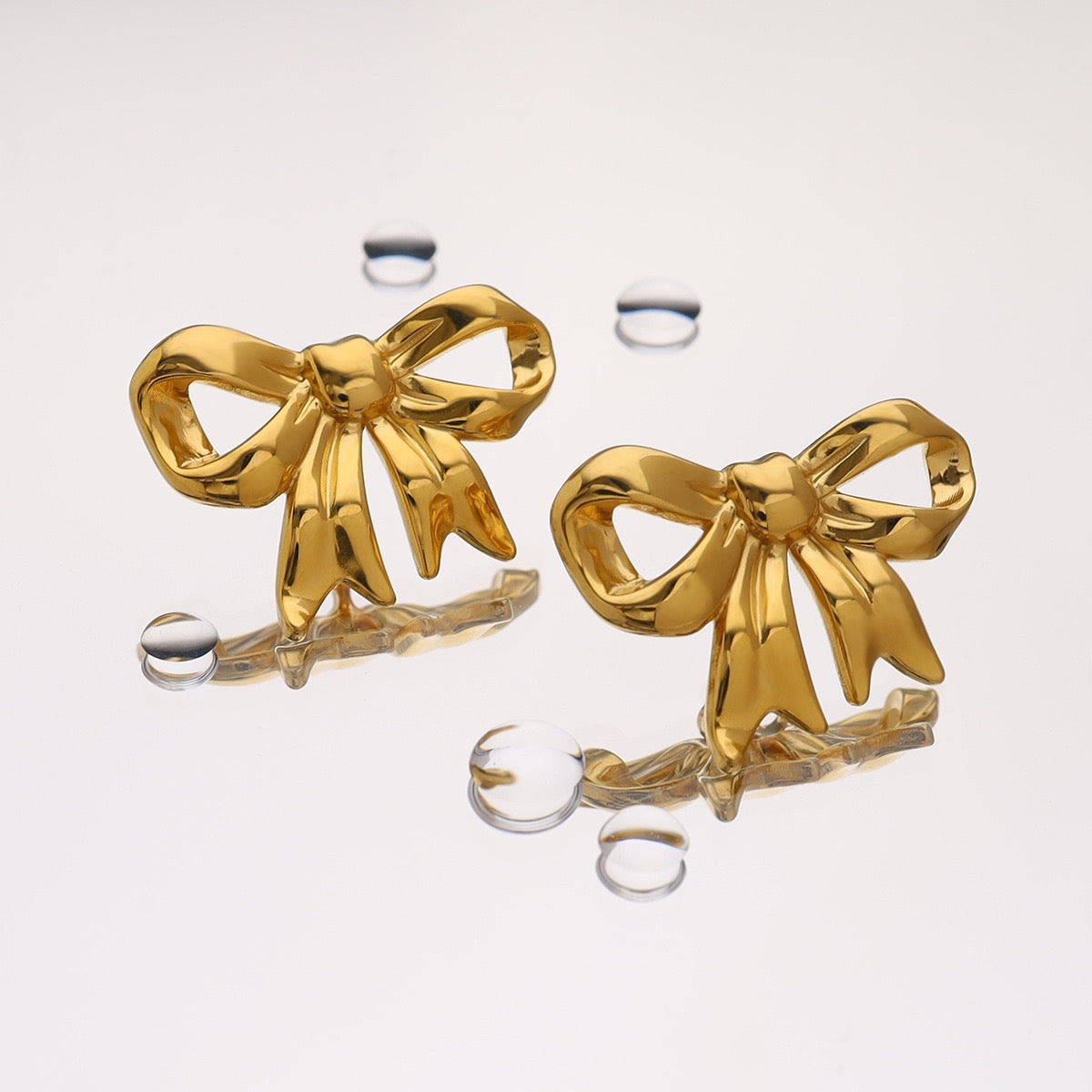 Victoria Sweet bow collections
