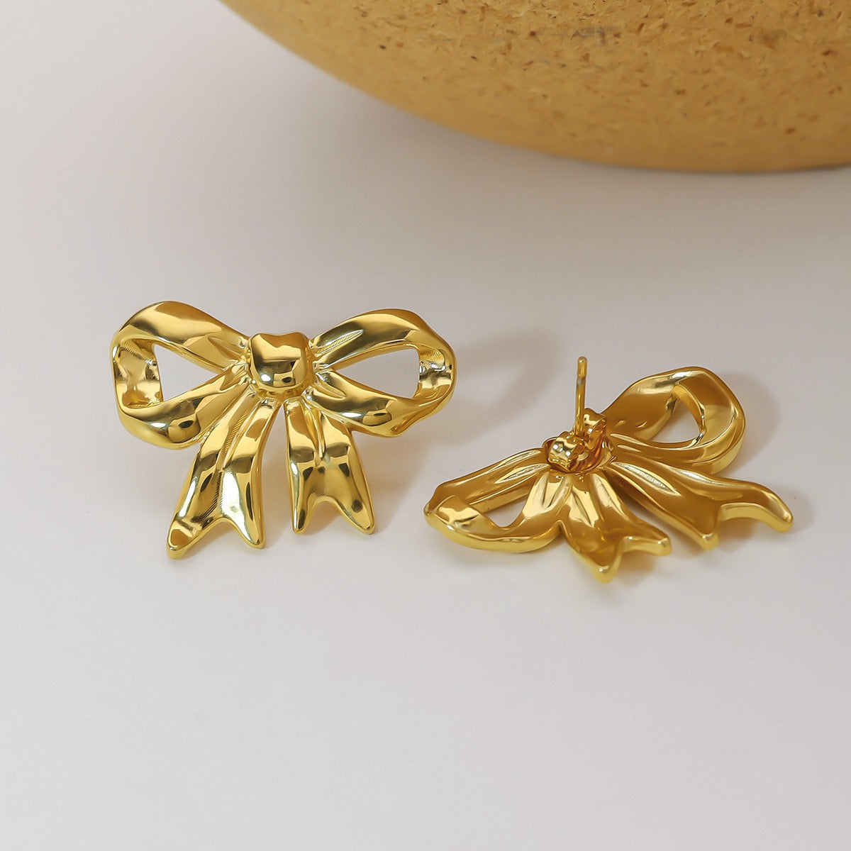 Victoria Sweet bow collections