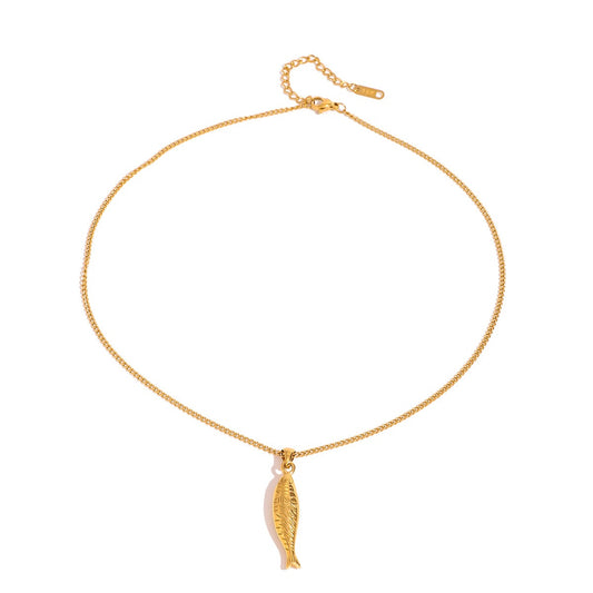 Fish pendant necklace
