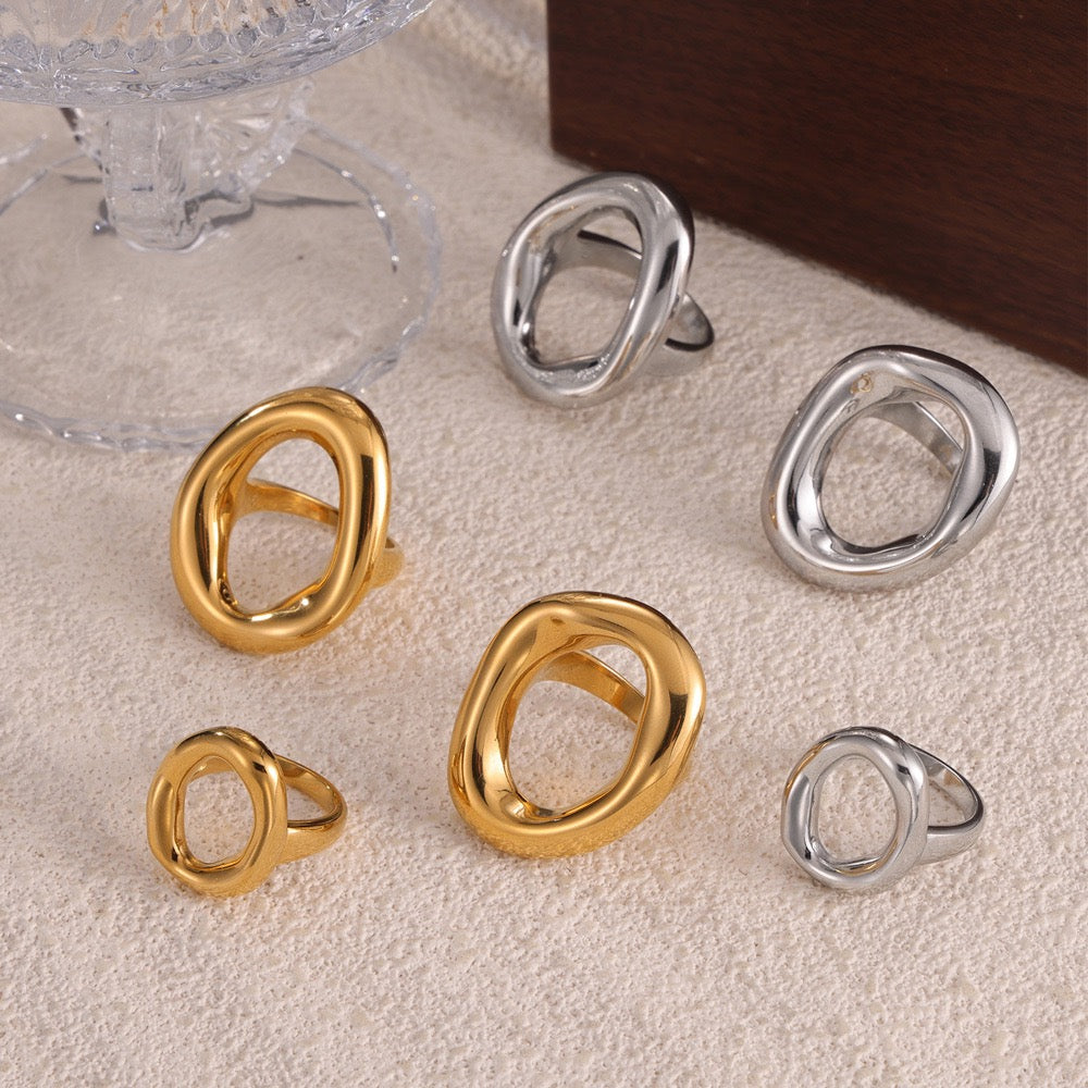 Atlanta Oval rings