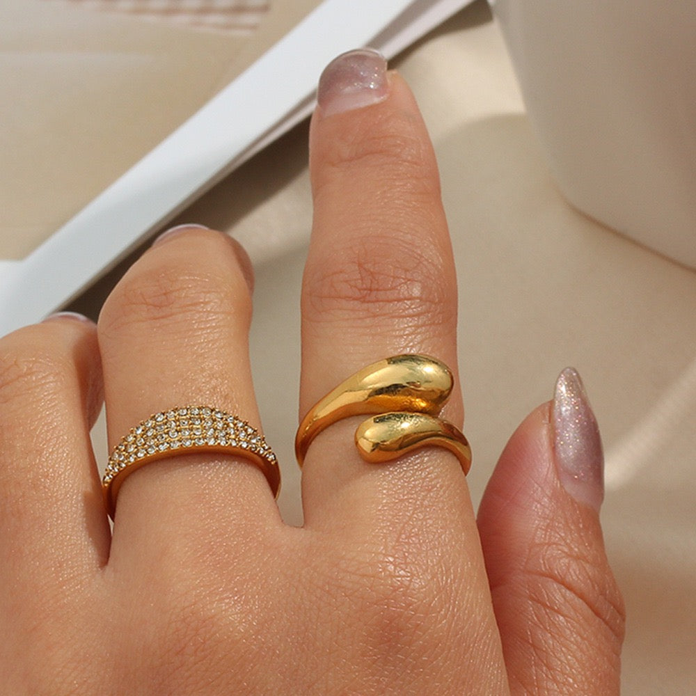 Arabic cross rings