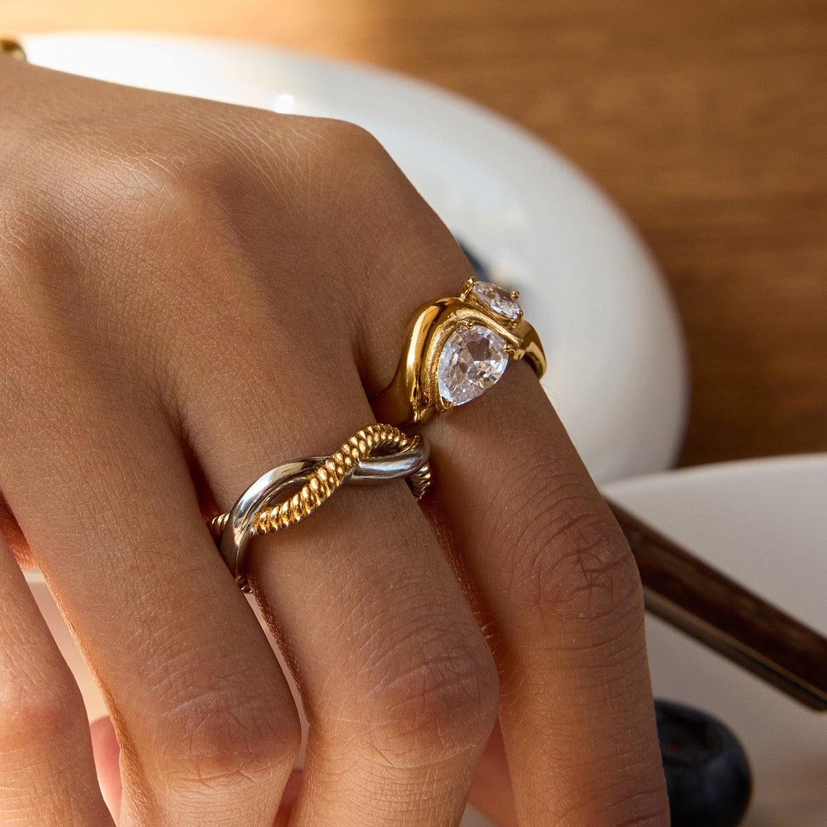 Double rock ring